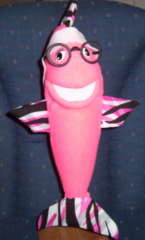 Blacklight Stand-Up Fish Puppet - Image 5