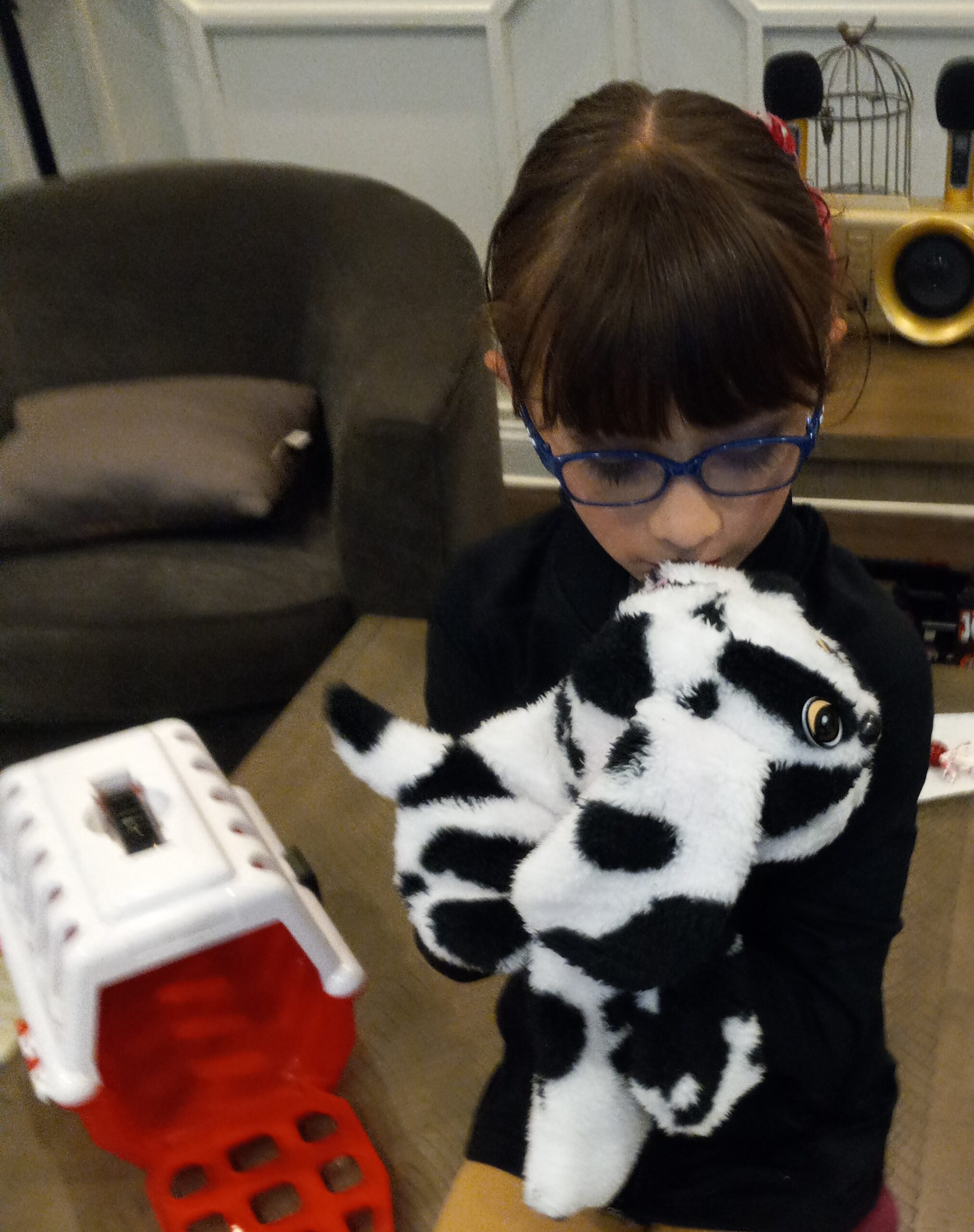Wagging-Tail Dog Spotted for Kids