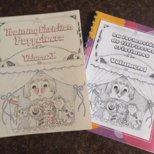 Training Christian Puppeteers English & Spanish-2 books