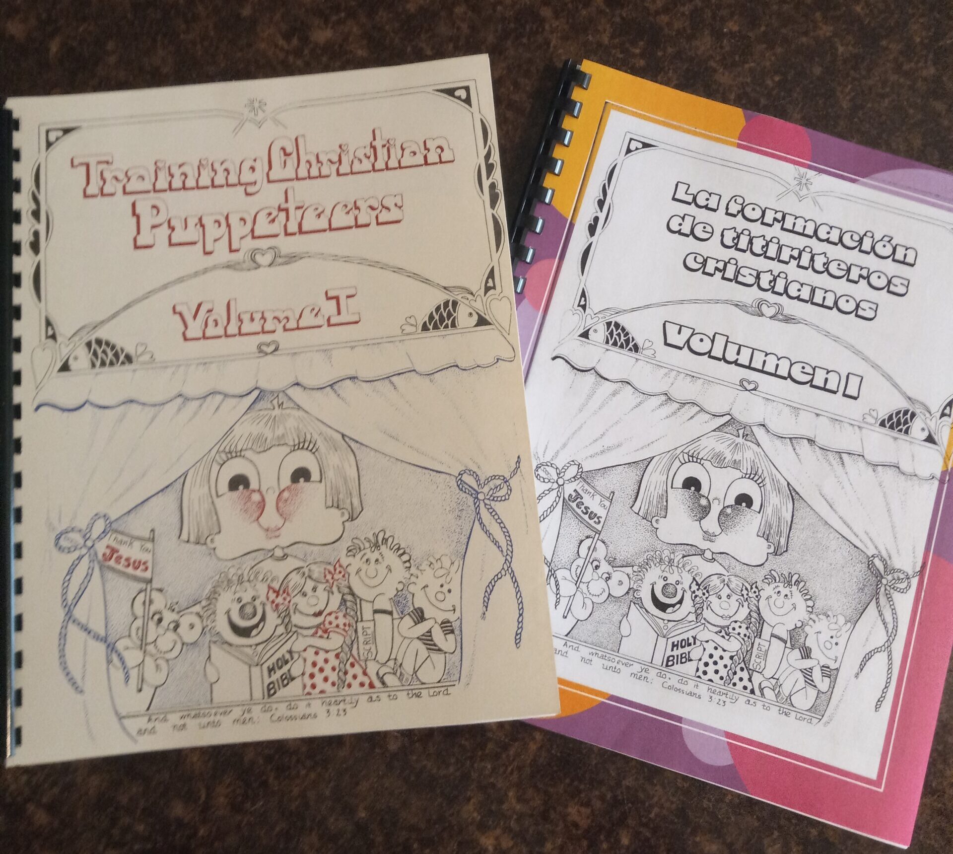 Training Christian Puppeteers English & Spanish-2 books